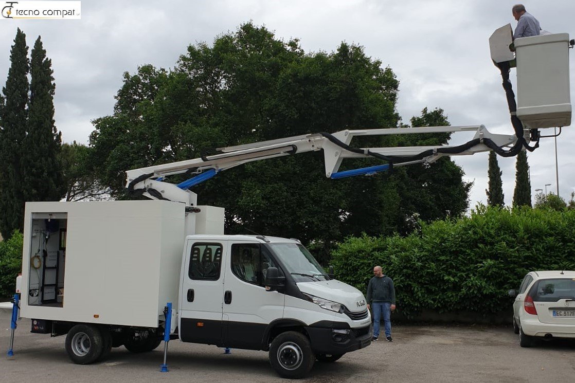 Mobile Workshop with Aerial Platform